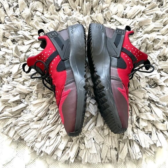 Nike 806807-600 Air Huarache Utility 'Gym Red Black' in Size 10 - Picture 4 of 7